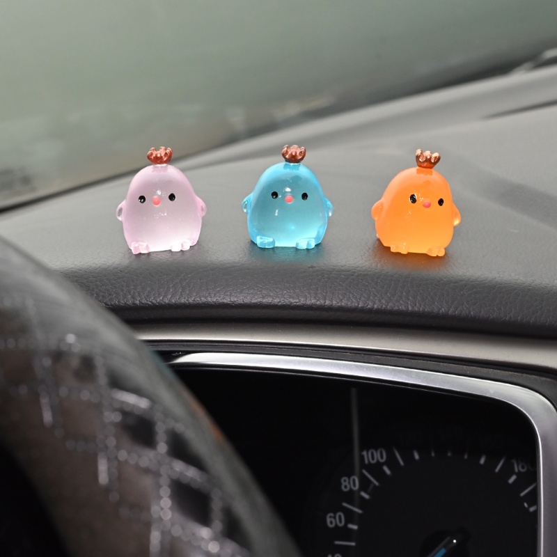 [Harga Grosir] Luminous Chicks Mobil Hiasan Kartun Lucu Mini Resin Pemodelan Ayam Dashboard Mobil Mainan Boneka Kreatif Perekat Diri Auto Interior Dekorasi