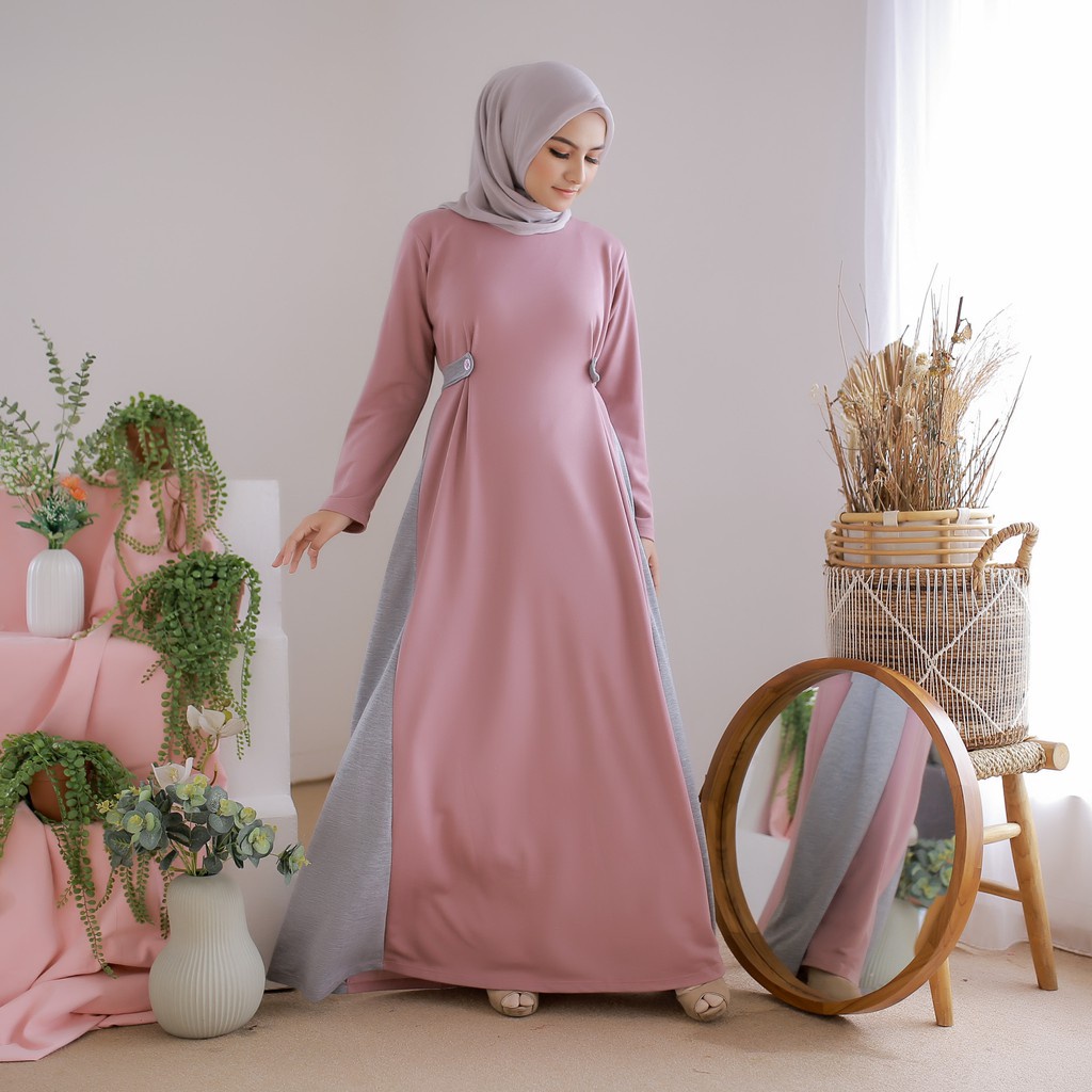 NAZWA DRESS WANITA MUSLIM TALI SAMPING
E | TARO