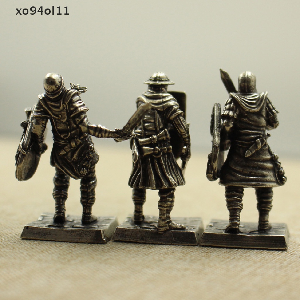 Patung Pajangan Model Legionnaire Perisai Prajurit XO Tembaga Medieval OL