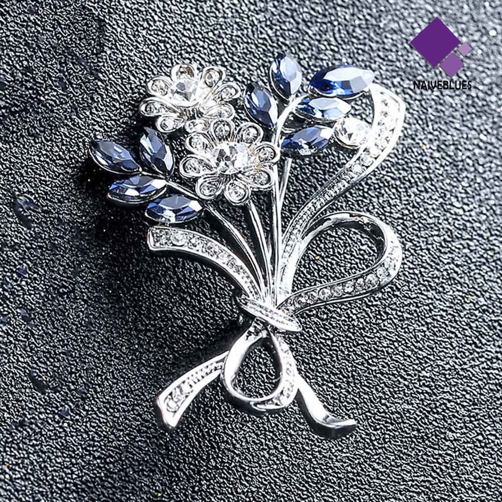 &lt; Naiveblues &gt; Bros Bentuk Bunga Desain Berlian Imitasi Bahan Alloy Wanita Brooch Pin Untuk