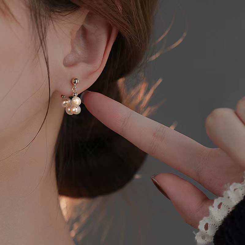 Anting Tusuk Mutiara Emas Elegan Untuk Wanita Hypoallergenic Fashion Earring Perhiasan Aksesoris