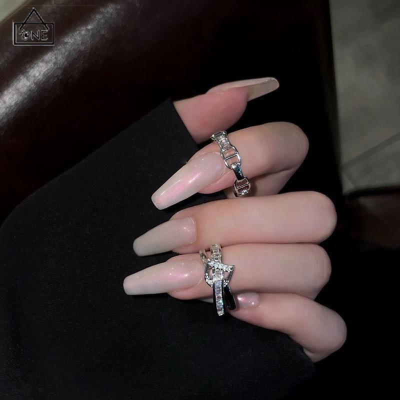 COD❤️Cincin Huruf D Desain Wanita Kepribadian Mode Cahaya Mewah Terbuka-A.one