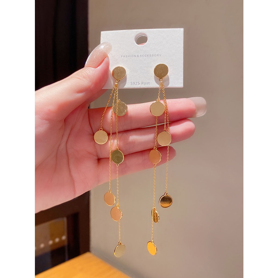 Goldkingdom Aksesoris Perhiasan Fashion Ready Stock Anting Rumbai Panjang Bulat Kecil Desain Perempuan Rasa Niche Kepribadian Anting Ramping.