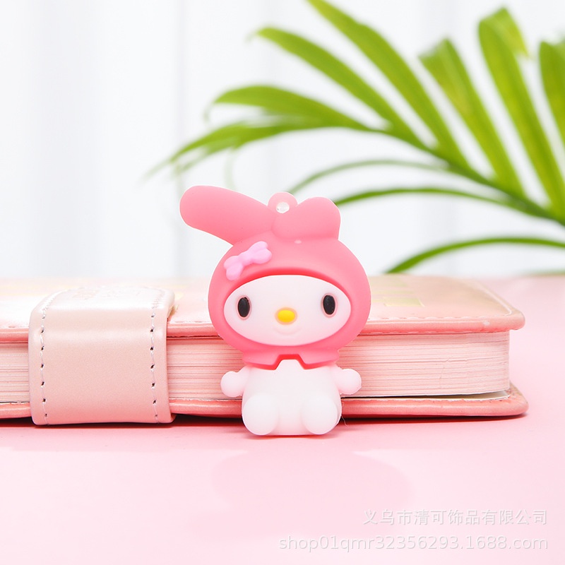 Pendant 1 Buah Liontin Rantai Kunci Sanrio Kuromi My Melody Kartun Portabel Gadis Boneka Resin Lucu Rantai Kunci Pasangan Hadiah Aksesori Buatan Tangan Diy
