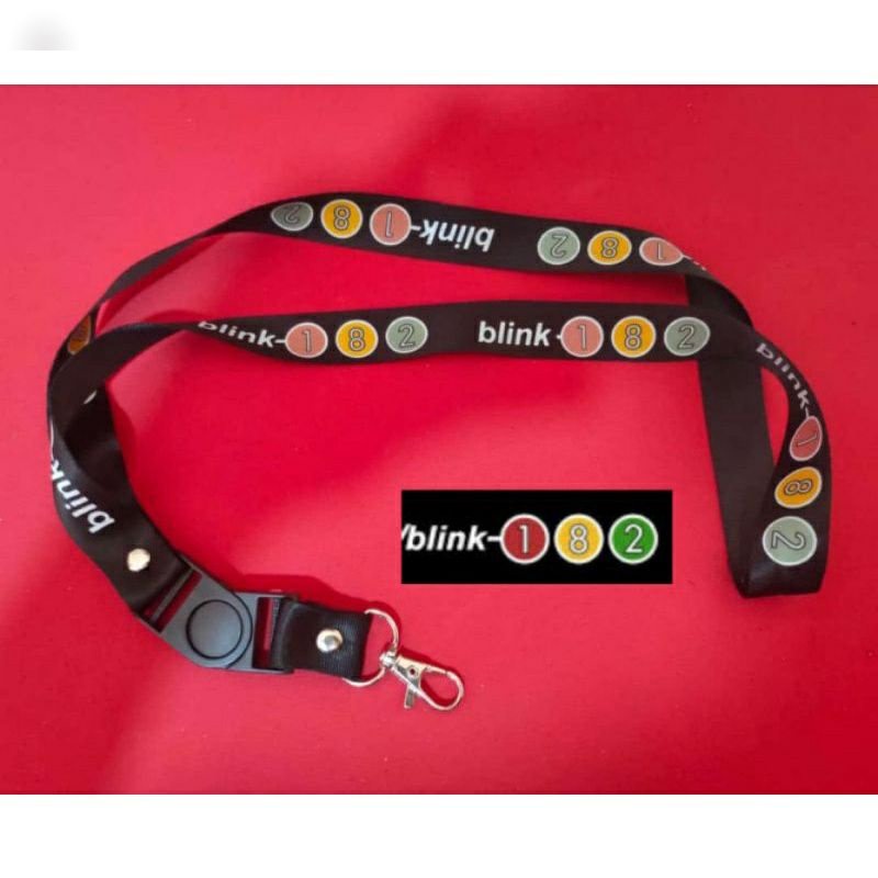 

TALI LANYARD BAND BLINK 182 GANTUNGAN KUNCI GANTUNGAN ID CARD
