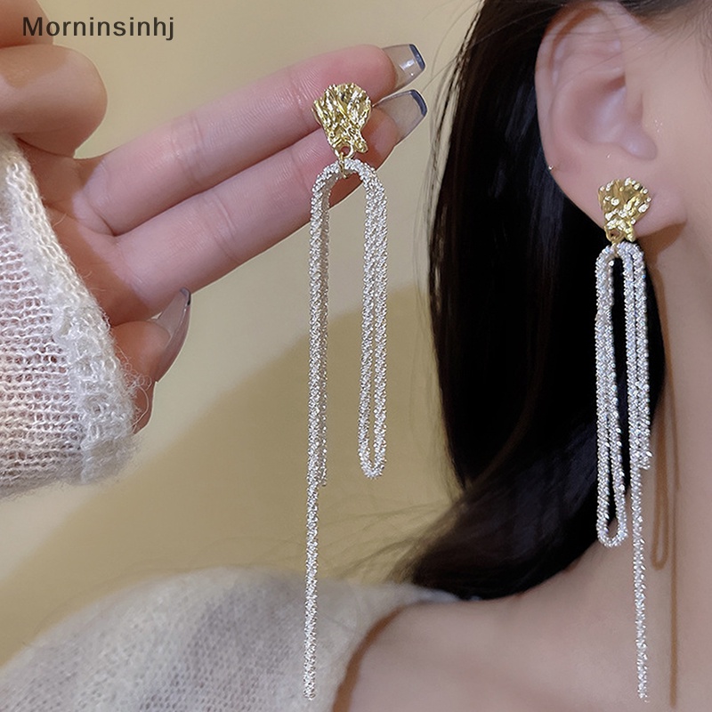 Mornin 1pasang Anting Berlian Imitasi Ringan Vintage Fashion Rumbai Bling Gaya Korea Berlebihan Menjuntai Earring Chain Untuk Wanita Hadiah id