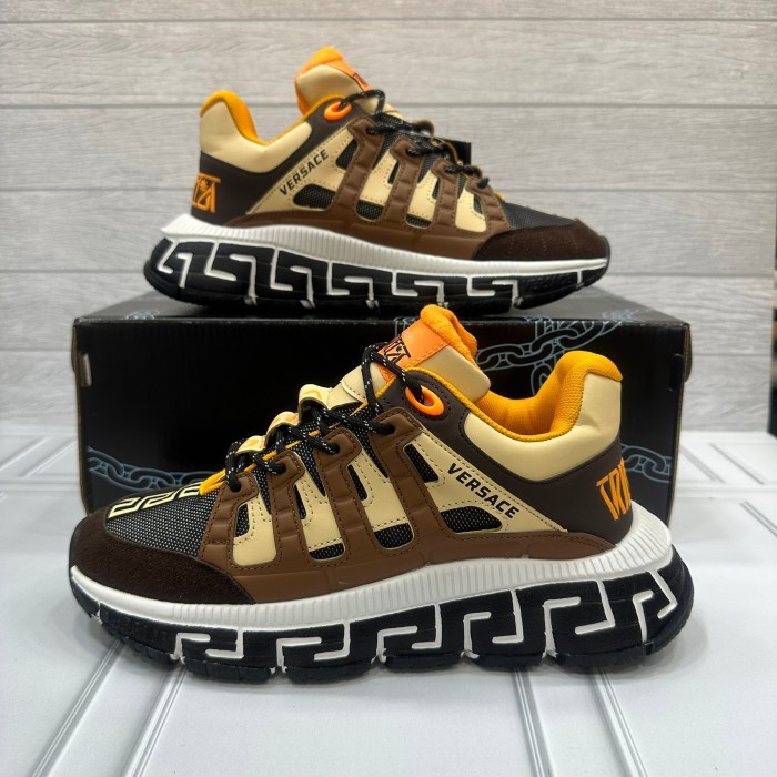 SEPATU VERSACE TRIGRECA BROWN - BROWN, 40