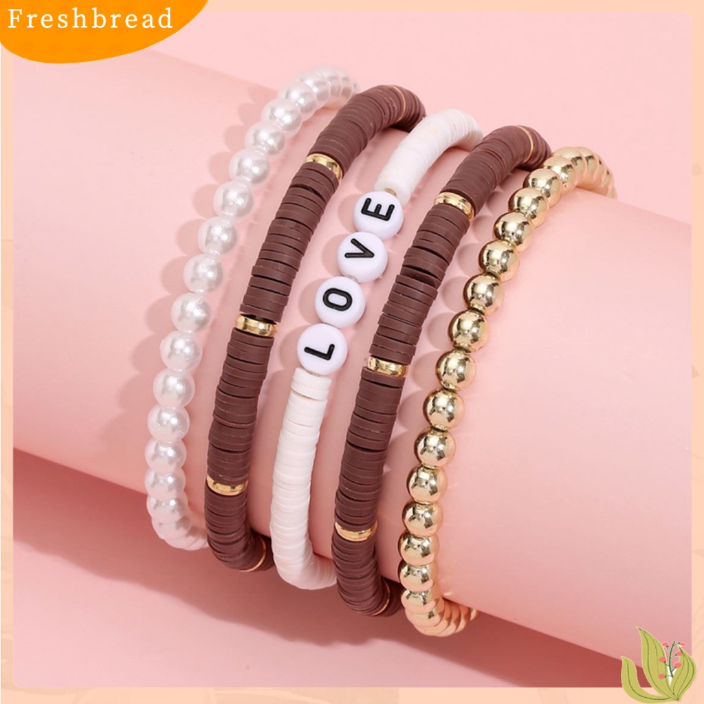 &lt; Freshbread &gt; 5Pcs Gelang Unisex Warna-Warni Bohemian Polymer Clay Love Huruf Mutiara Imitasi Gelang Untuk Pesta