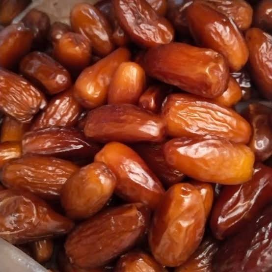 

✨NEW✨ -Kurma Tunisia Madu 1kg/Kurma Tunisia Barari/Kurma Tunisia Non Tangkai- 2.2.23