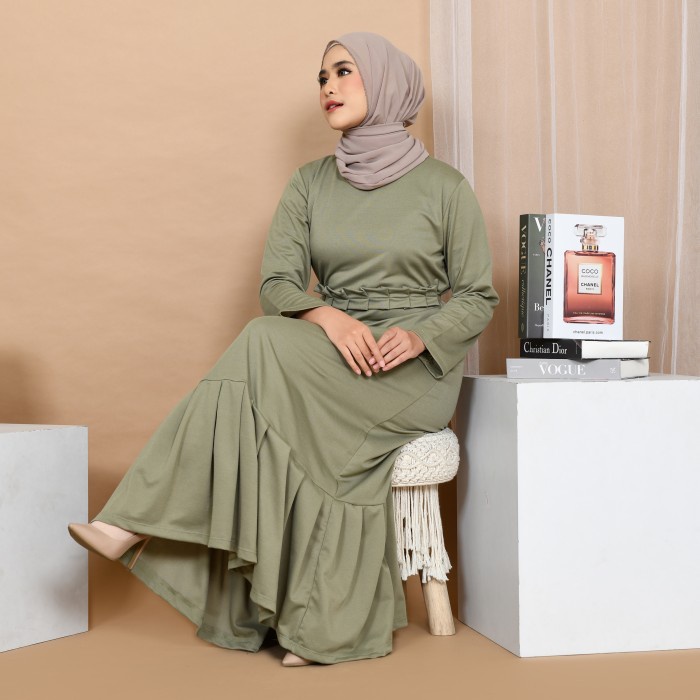 Modaevi x Mybamus Beryl Plit Dress Muslim Motif Renda - Sage Green