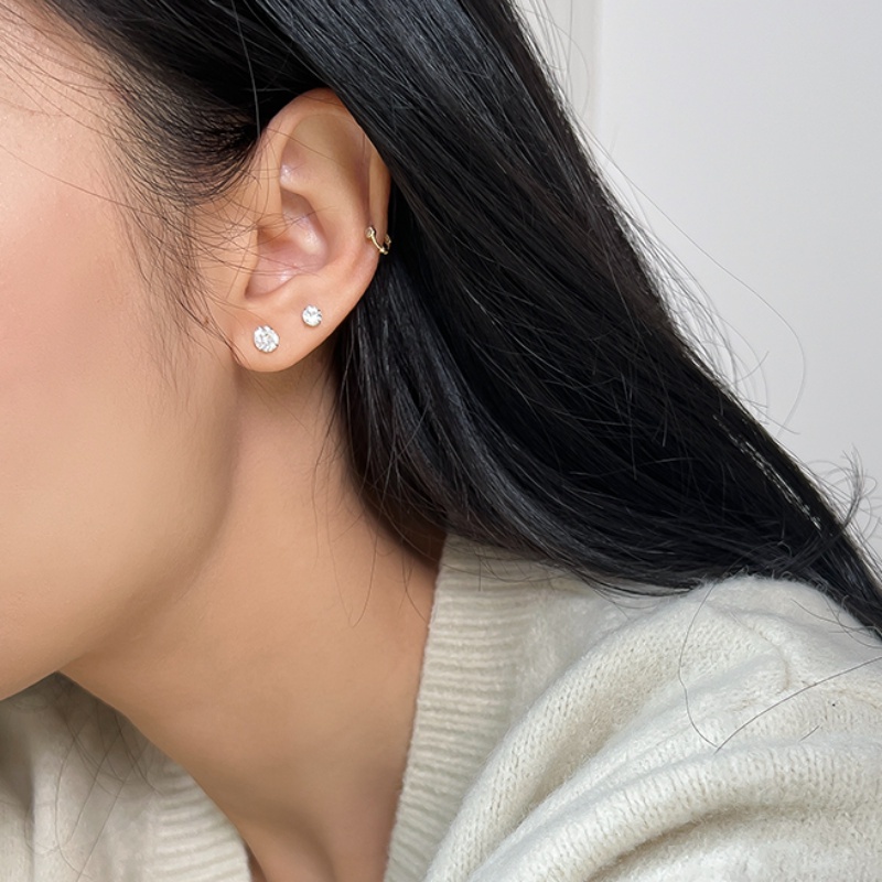 Anting Korea Simple Empat Cakar Zirkon Hypoallergenic Silver Untuk Wanita Gadis