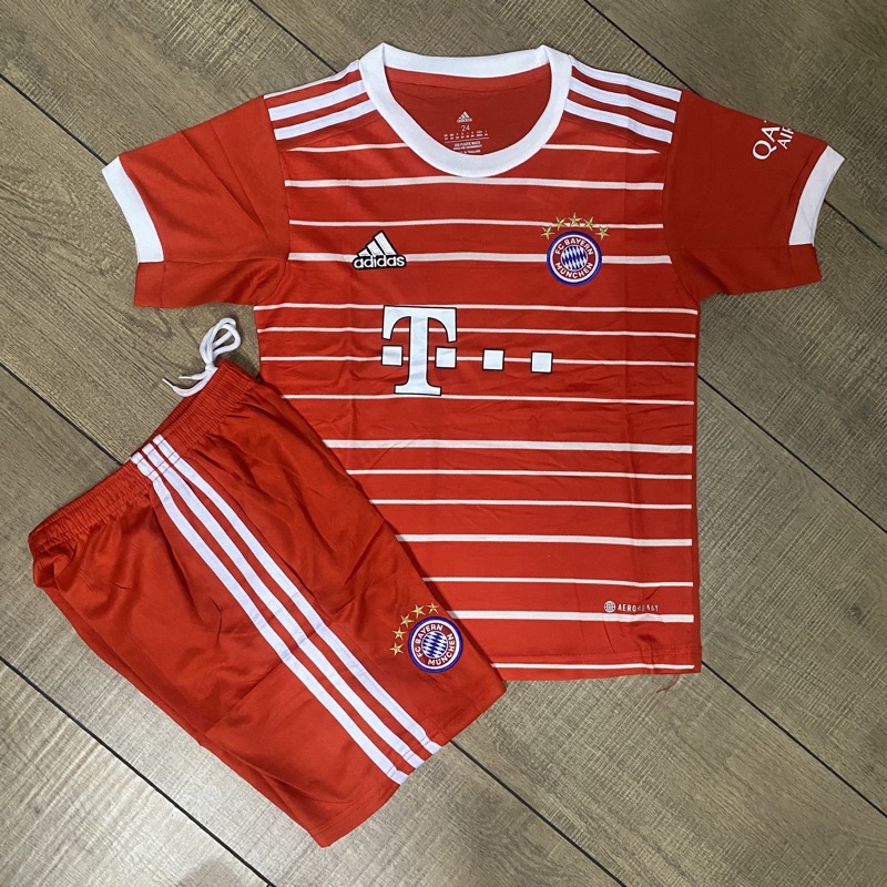 Setelan Anak Bayern Munchen / Kaos Bola Anak Bayern Munchen Baju Bola Anak Munchen / Jersey Kids   M
