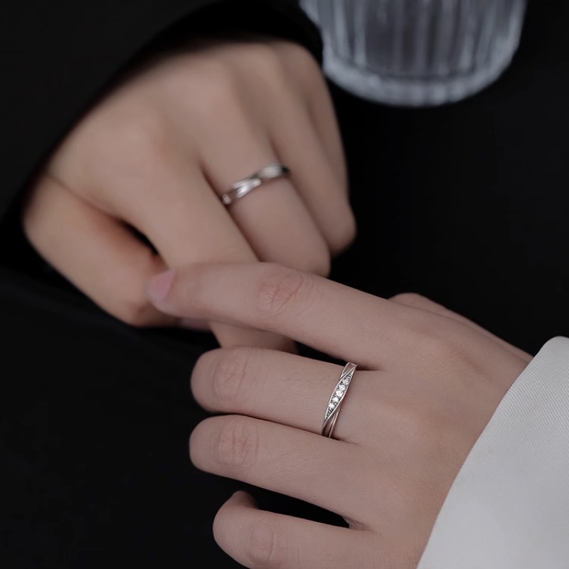 Papaozhu Halus s925 Perak Glossy Zirkon Möbius Cincin Untuk Pasangan Wanita Pria Elegan Twist Lover Rings Elegan Jari Perhiasan Aksesoris