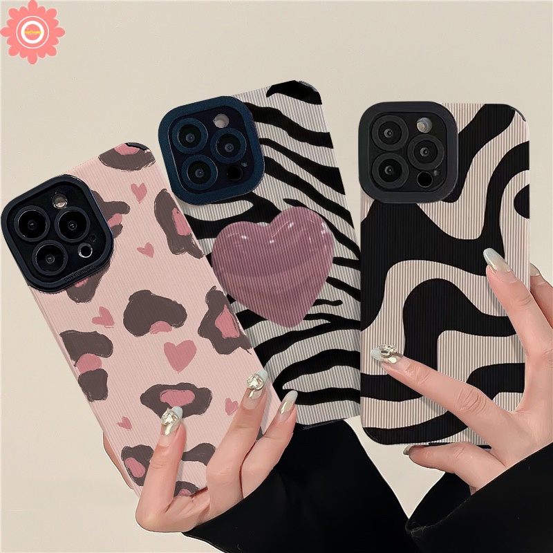 IPHONE Ins Leopard Cinta Hati Shockproof Case Kompatibel Untuk Iphone11 13 12 14 Pro MAX XR 7Plus 78 Plus X XS MAX Trendi Merek Zebra Artistik Tekstur Kulit Cover