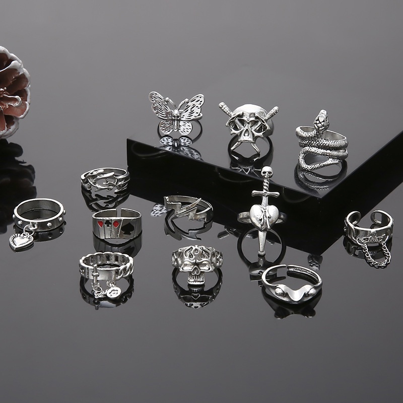 Goth Fashion Berlebihan Tengkorak Pedang Cincin Gaya Punk Ular Kupu-Kupu Katak Hewan Kartu Poker Rings Set Perhiasan Hadiah Pesta