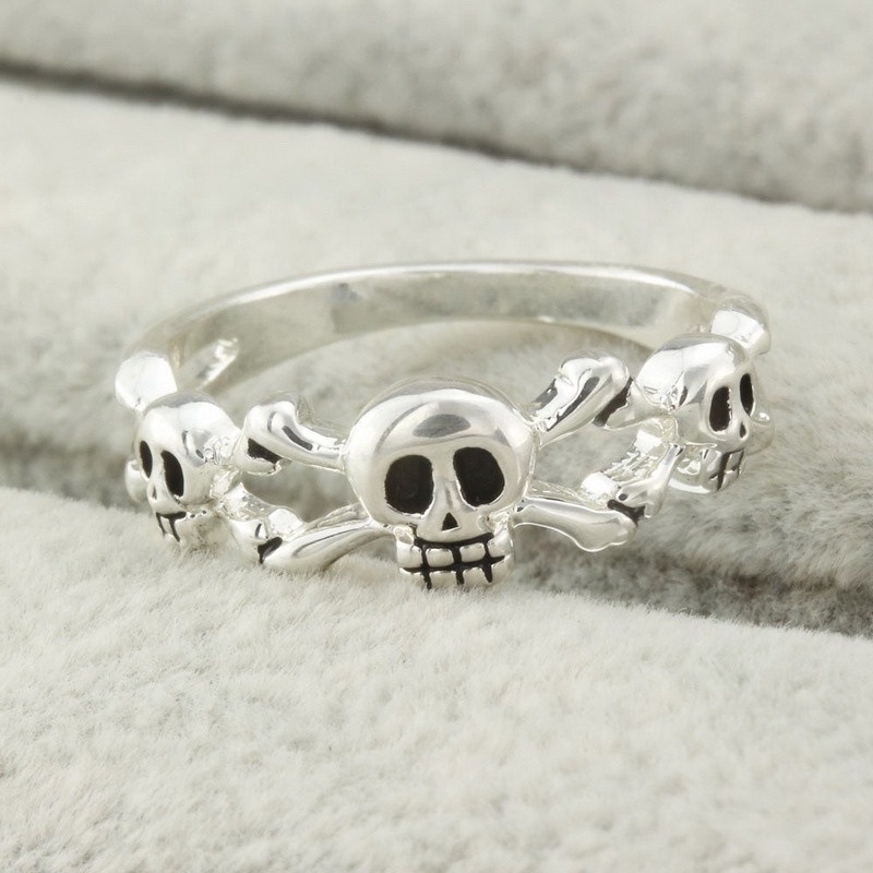 Vintage Bunga Pasangan Punk Cincin Untuk Wanita Tengkorak Hip Hop Statement Metal Gothic Man Woma Rings Fashion Perhiasan