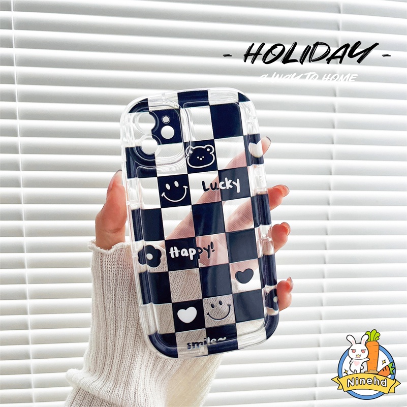 IPHONE Casing Kompatibel Untuk Iphone14 13 12 11 Pro Max X Xr Xs Max8 7 6 6s Plus SE 2020 Chessboard Checker Bear Wajah Tersenyum Pasangan Ponsel Case Silikon Bening Anti Jatuh Airbag Soft Case