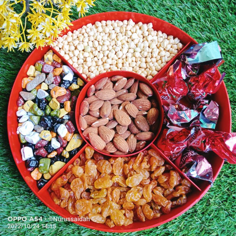 

paket hampers oleh oleh haji dan umroh premium sekat 5