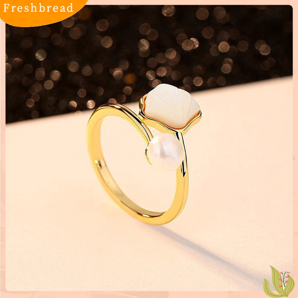 &lt; Freshbread &gt; Wanita Cincin Buatan Mutiara Bentuk Kerang Adjustable Terbuka Vintage Hias Luster Halus Tepi Buku Jari Cincin Untuk Prom