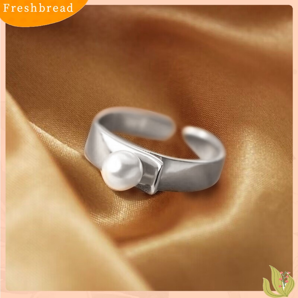 &lt; Freshbread &gt; Cincin Jari Trendi Minimalis Elegan Ringan Mewah Halus Hias Tembaga Desain Mutiara Imitasi Cincin Pesta Perhiasan Aksesori