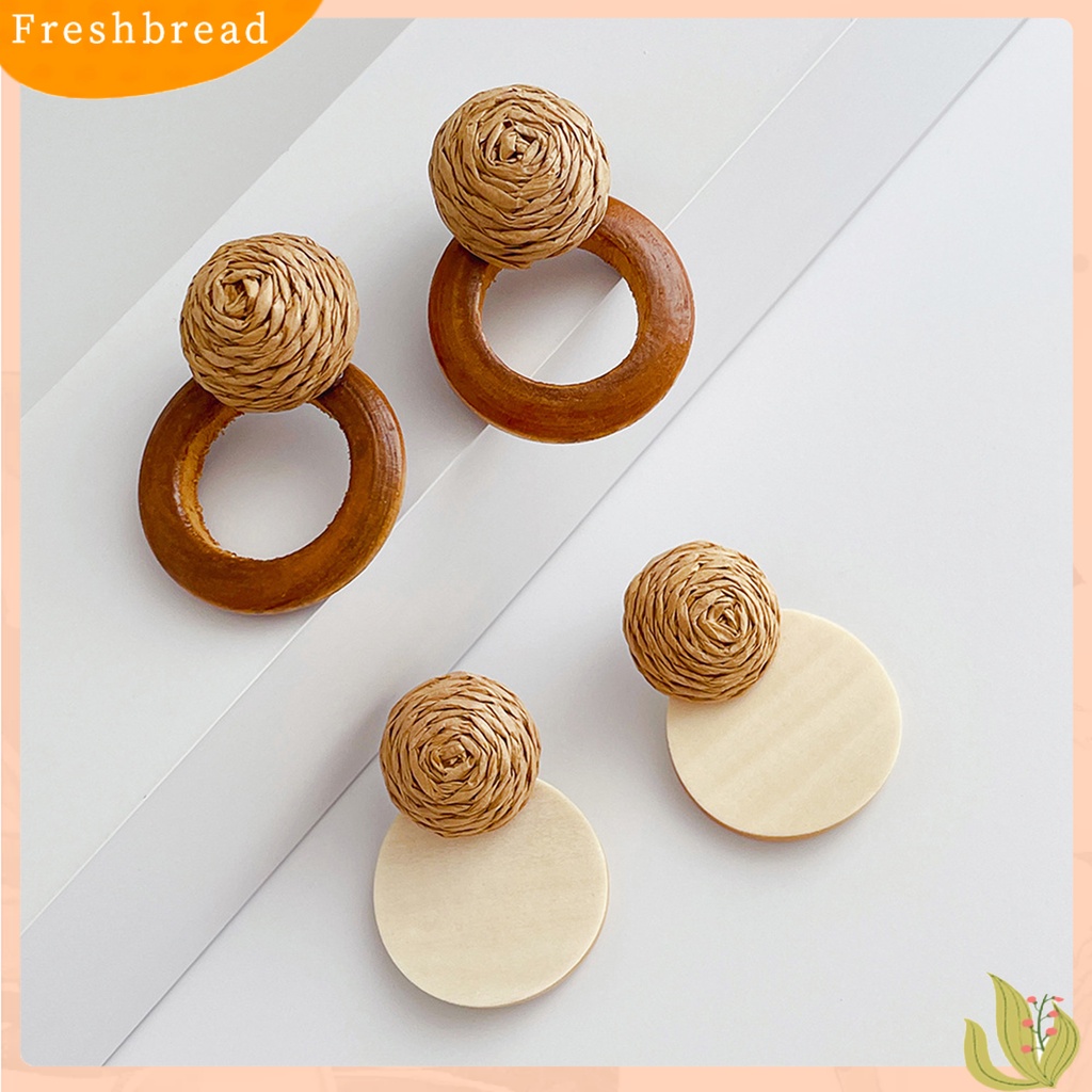 &lt; Freshbread &gt; 1pasang Ear Studs Retro Rustic Gaya Simple Kasual Artistik Kayu Cincin Berongga Raffia Straw Splicing Women Earrings Untuk Pacaran