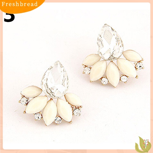 &lt; Freshbread &gt; Wanita Gaya Korea Teardrop Daun Hias Berlian Imitasi Anting Ear Studs Jewelry