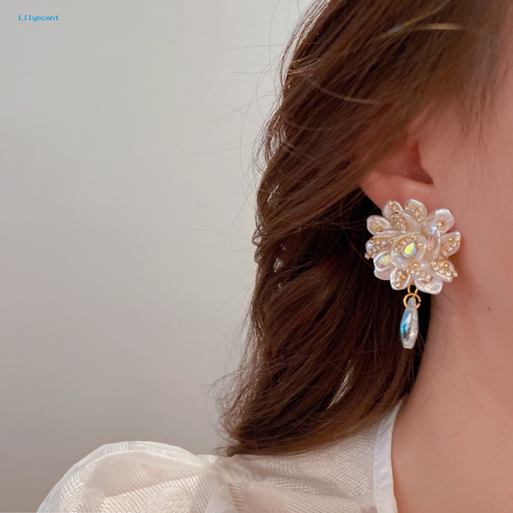 Lilyscent 1pasang Anting Pejantan Ringan Fashion Perhiasan Simulasi Mutiara Imitasi Anting Tetesan Air Pengerjaan Halus