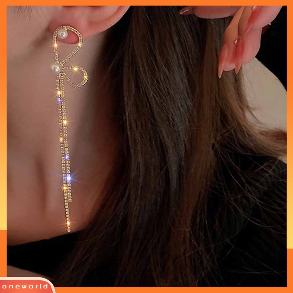 [EONE] 1pasang Anting Rumbai Asimetri Busur Mutiara Imitasi Berlian Imitasi Bersinar Dekorasi Tahan Luntur Panjang Rumbai Menjuntai Anting Gantung Aksesoris Perhiasan