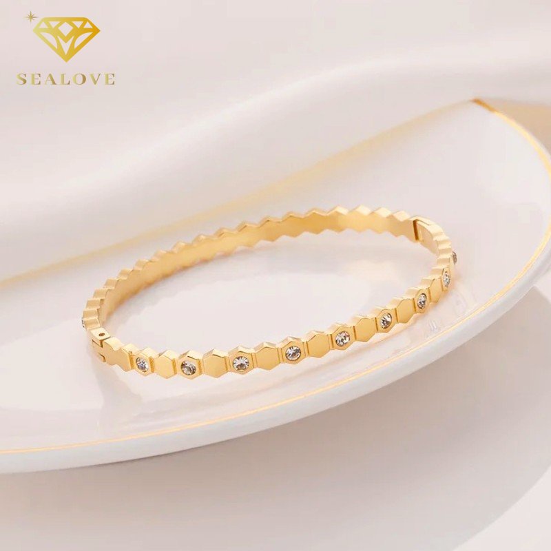 COD Gelang Titanium Wanita Gambar Geometris Emas 18K Anti Karat Aksesoris Perhiasan Mewah Korean Style