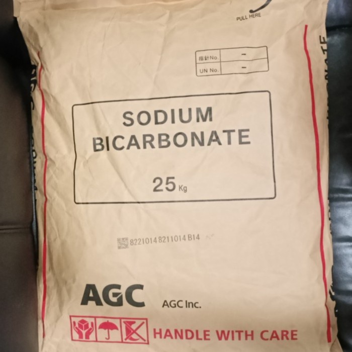 

sodium bicarbonate soda kue 1 kg/pengembang kue/food grade FC