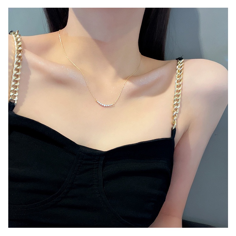 Hadiah Festival Kalung Liontin Berlian Baru Hadiah Perhiasan Gadis Emas 18K Indah XL23009