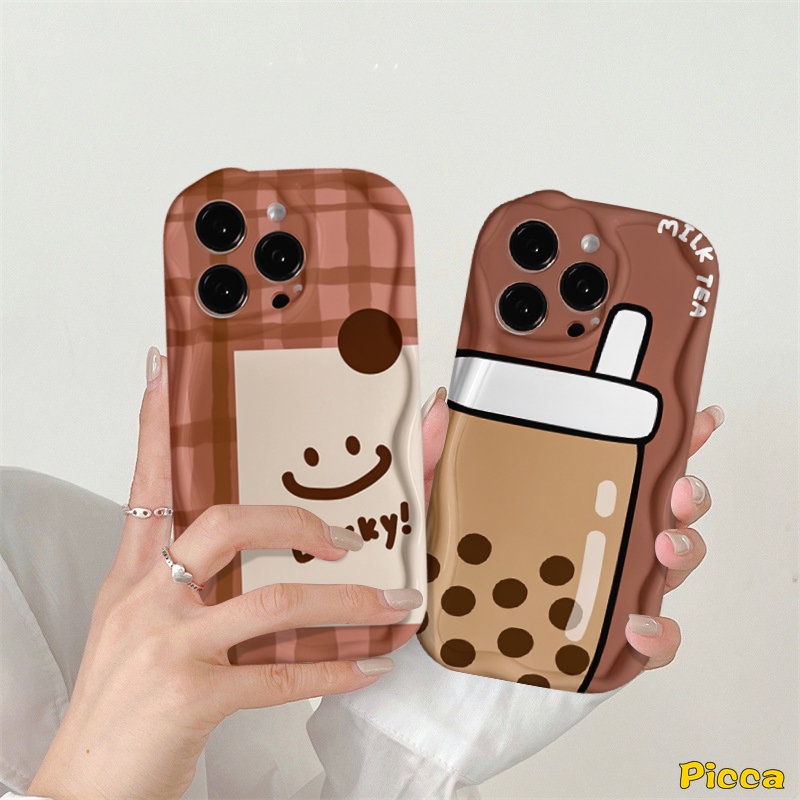 Casing Untuk Oppo A95 A57 A74 A17 A77 A1k A92 A53 A3s A15 A16 A96 A17k A54s A9 A5 A5s A31 A16s A52 A77s A76 A16K A16E Kartun Teh Susu Lucky Lattice Smiley 3D Bergelombang Lengkung Penutup Tepi