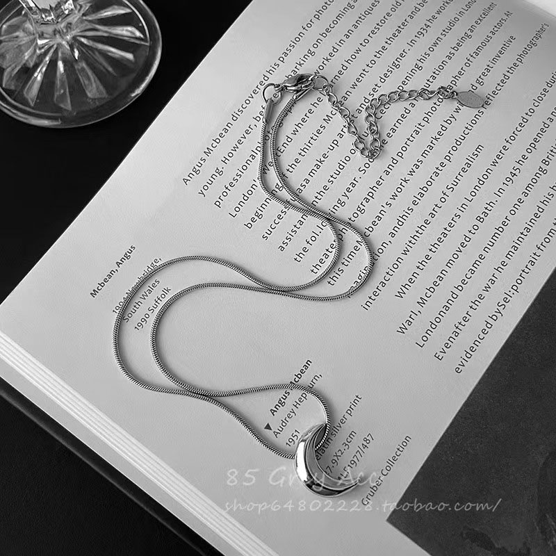 Kalung Geometris Bulan Fashion Alloy Untuk Wanita
