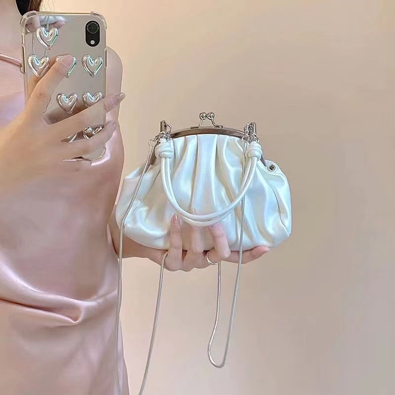 BAO100 Tas Klip Lipit Lucu Evening Bag Premium Rantai Tas Genggam Messenger Bag