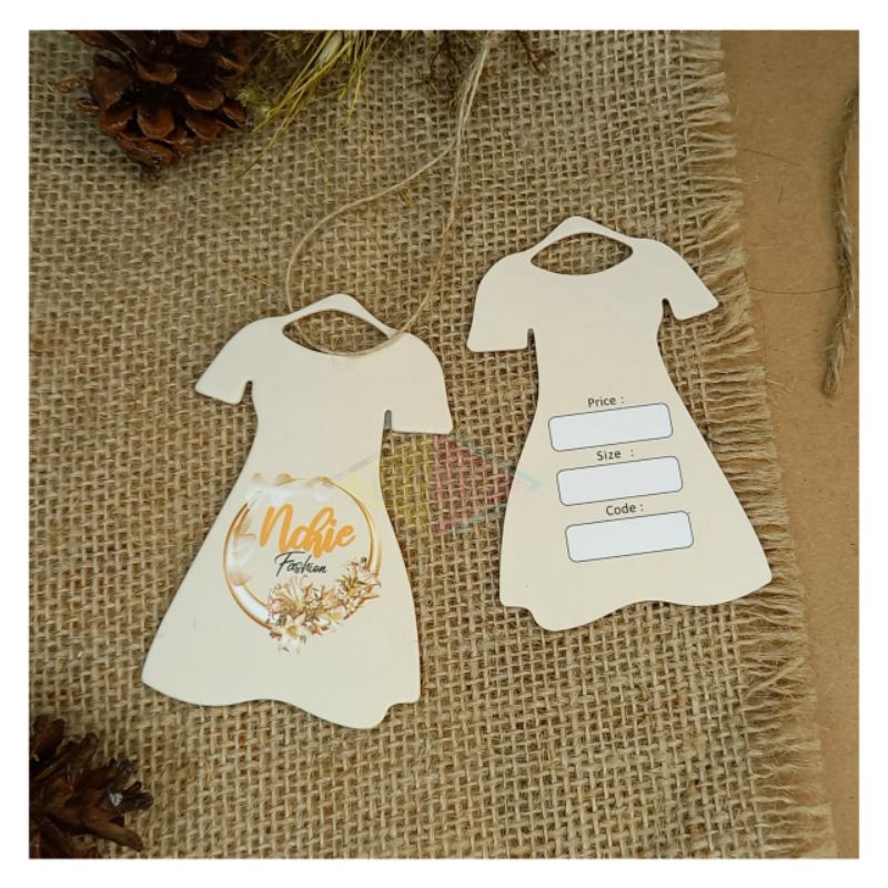 

hang tag,hangtag label tag label hangtag baju label tag (ketebalan 700 gsm)