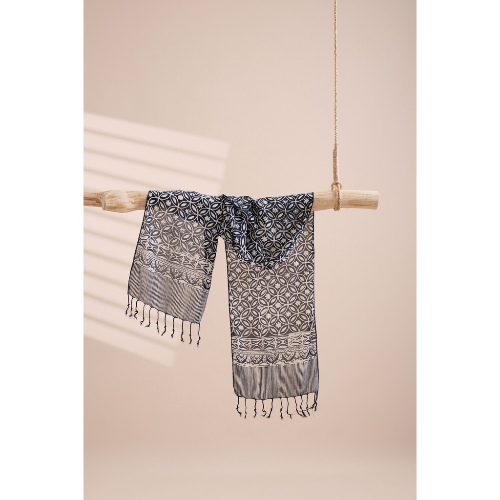 RATU - Scarf Batik TCE Kawung 3 Black