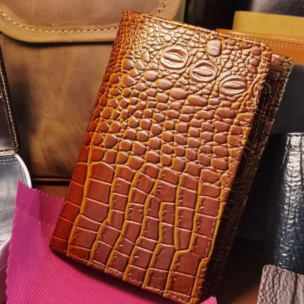 DOmpet Tanggung Pria axie 3 Kulit