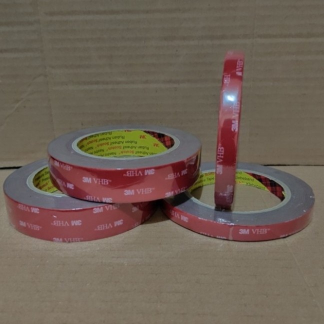 

Lem Perekat Asesoris mobil talang air mobil 3M Double Tape VHB 12mm