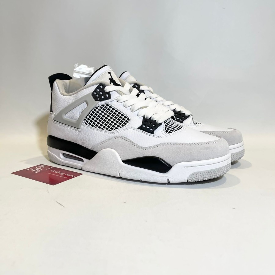 Sneakers Air Jordan 4 Retro Millitary Black White Black Grey Vs