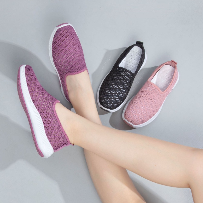 JP010 Sepatu Slip On Wanita Import Sepatu Fashion Wanita Korea Motif Jaring