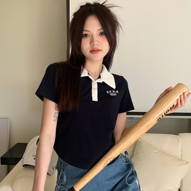 Red Gaya Amerika Polo Kerah Lengan Pendek T-shirt Wanita Musim Panas Rasa Desain Retro Hot Gadis Slim Slim Pendek top In Pasang