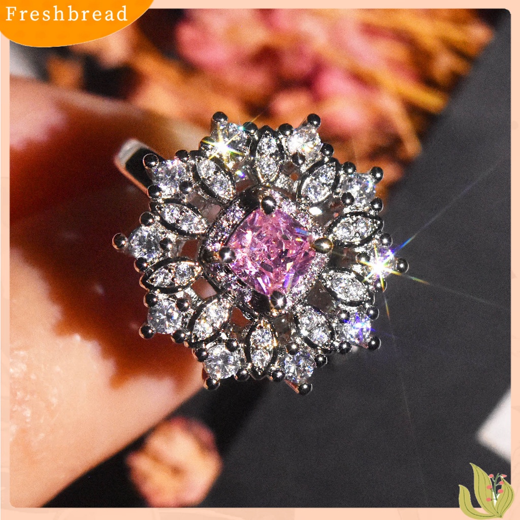 &lt; Freshbread &gt; Wanita Cincin Bentuk Bunga Imitasi Moissanite Perhiasan Berlian Imitasi Penampilan Fashion Finger Ring Untuk Pernikahan