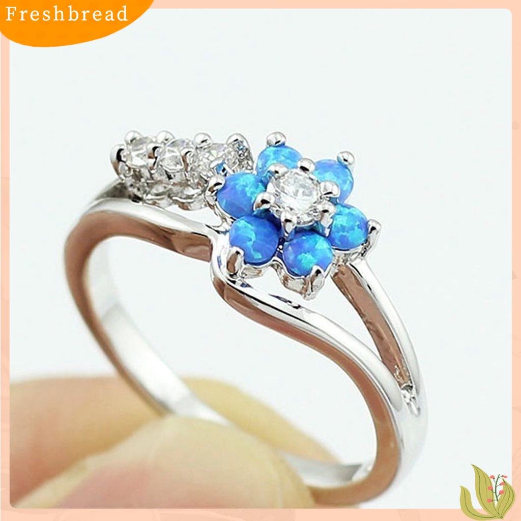 &lt; Freshbread &gt; Wanita Cincin Potongan Bulat Mengkilap Berlian Imitasi Hias Geometris Electroplating Dekorasi Hadiah Wanita Desain Bunga Opal Imitasi Pesta Ring Perhiasan Untuk Pacaran