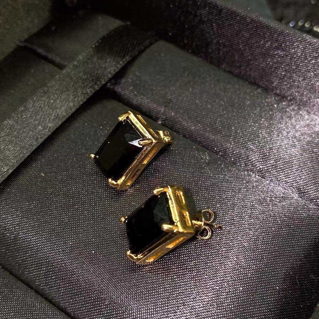 Goldkingdom Aksesoris Perhiasan Fashion Ready Stock Desain Mewah Ringan Segi Berlian-set Batu Permata Hitam Anting Cinta Anting Pejantan Berlapis Emas