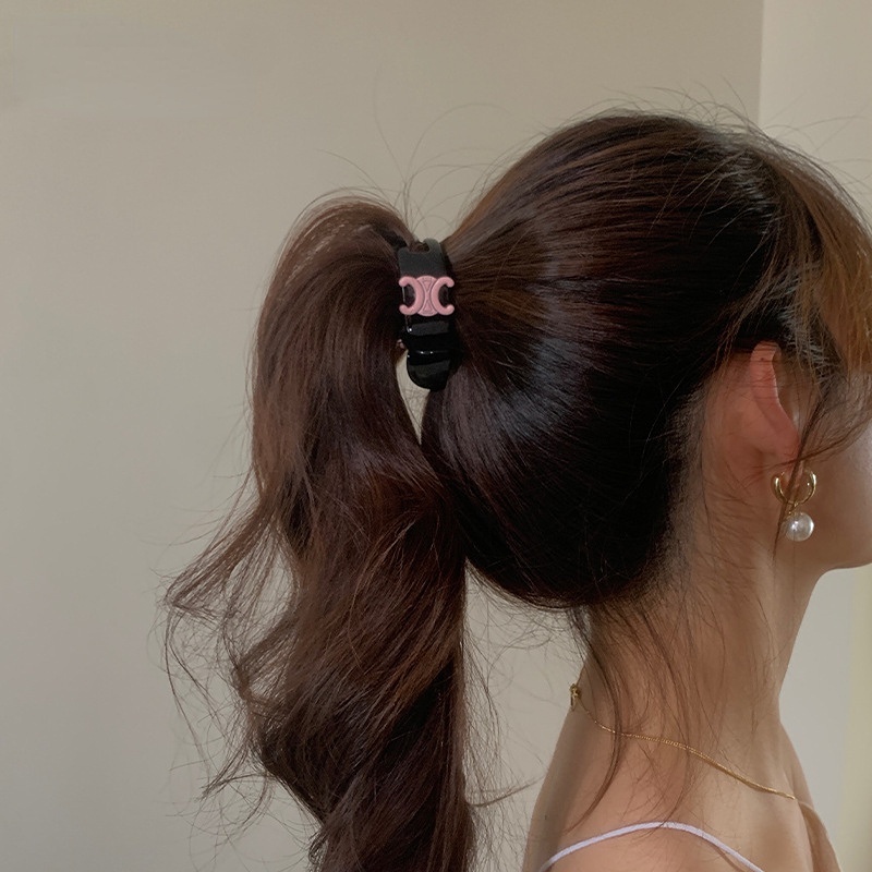Elegan Dan Modis Emas Ganda C-Huruf Grip Klip Korea Fashion Akrilik Wanita Ponytail Clip Hitam Tinggi Ponytail Jepit Rambut
