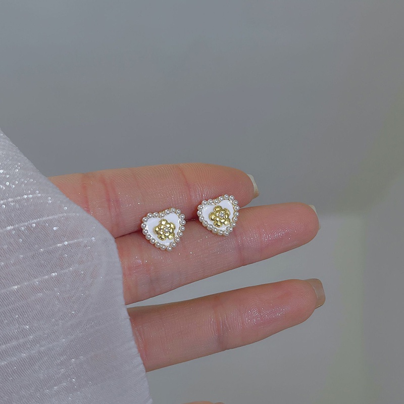 Anting Tusuk Fashion Alloy Mutiara Hati Bunga Untuk Wanita