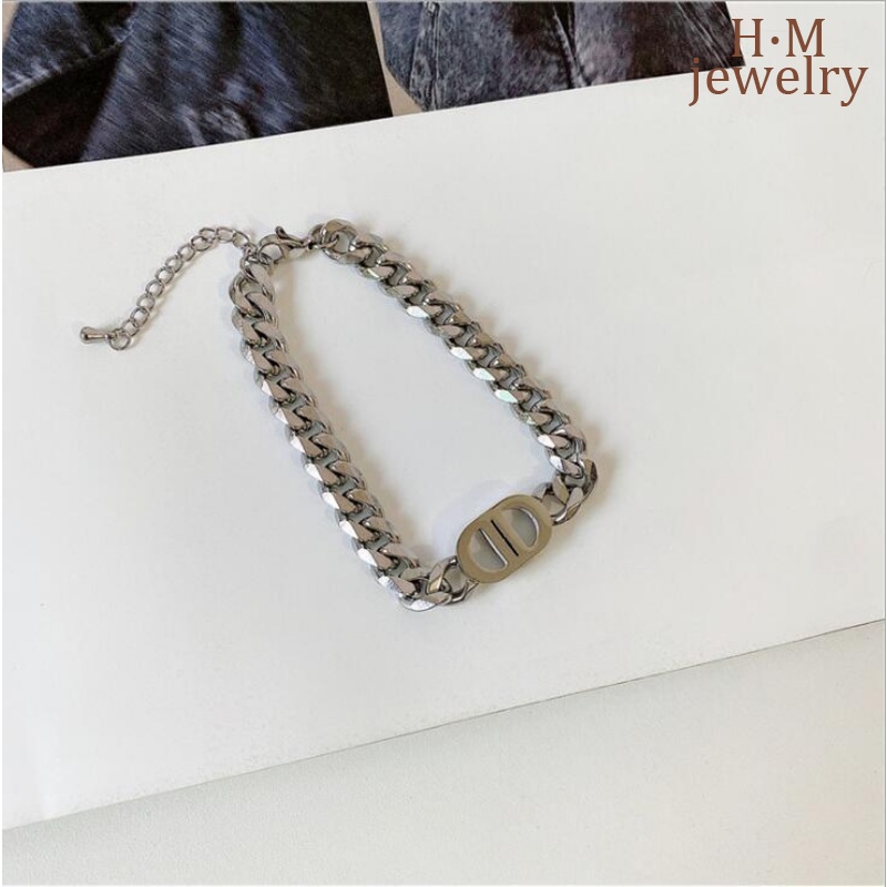 Kalung Pop Titanium Lapis Emas 18K Elegant Vintage Fashion Style