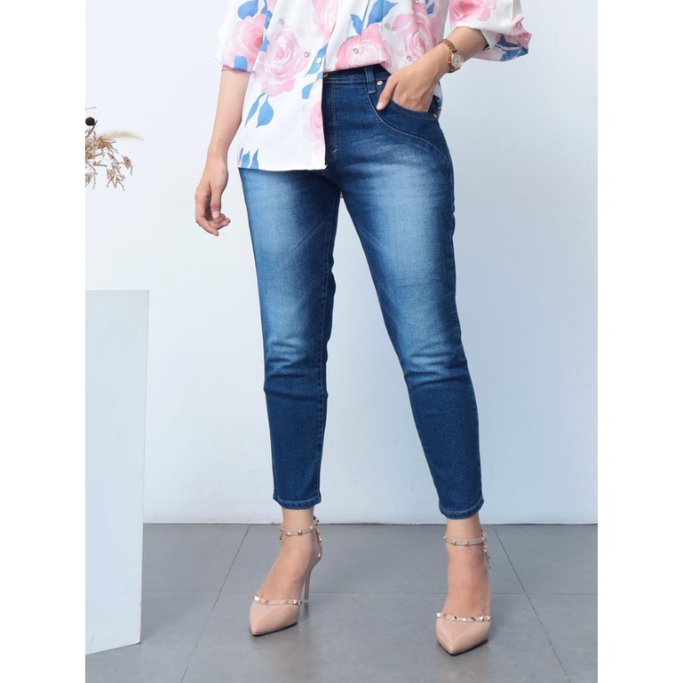 Celana Jeans 9775 Jumbo - 2302.01.036