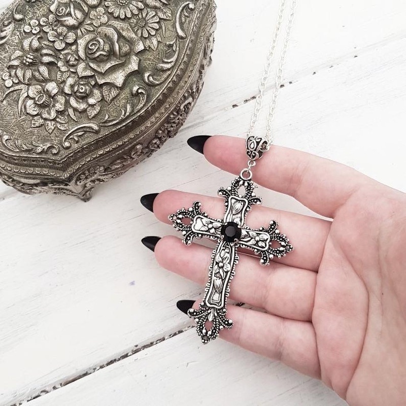 Vintage Gothic Berlian Imitasi Inlay Cross Pendant Alloy Kalung/Unisex Kepribadian Jalan Geometri Klavikula Rantai Perhiasan