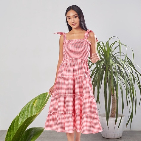 Ms Daisy Cassia Ruffle Tiered Dress / Dress Pantai Wanita / Dress kotak-kotak wanita / Dress ruffle pita wanita / Dress smocked wanita